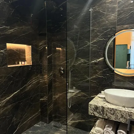 Hotel La 3*